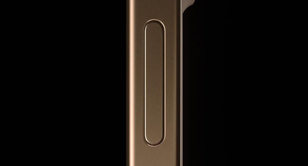 Apple Iphone 16 Pro Max - 6.9" Inch Display - Factory locked - 1 Year Official Warranty